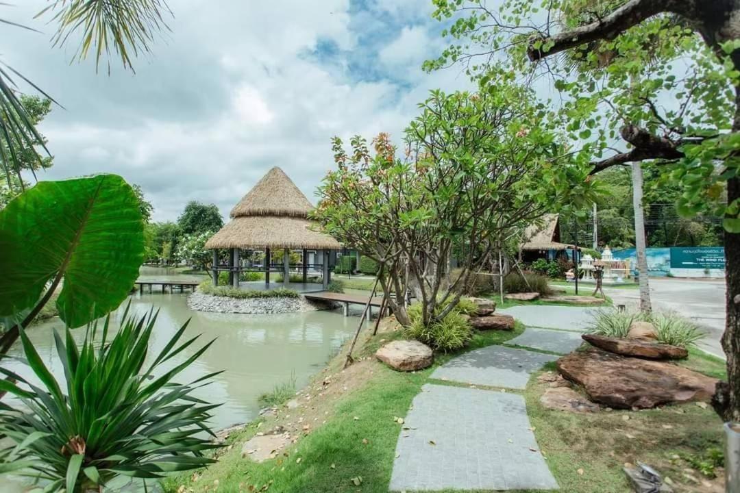 Jintana Resort Buriram Exterior photo