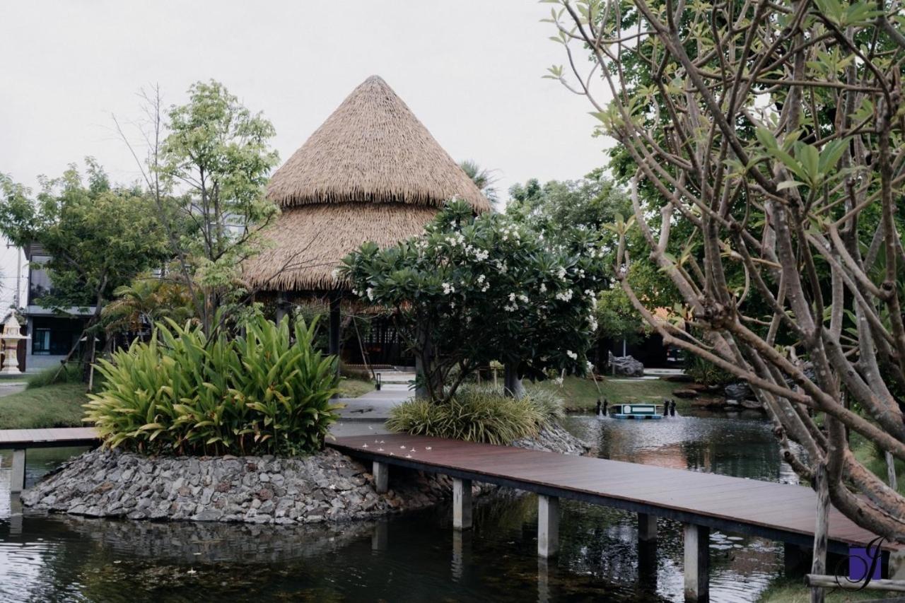 Jintana Resort Buriram Exterior photo