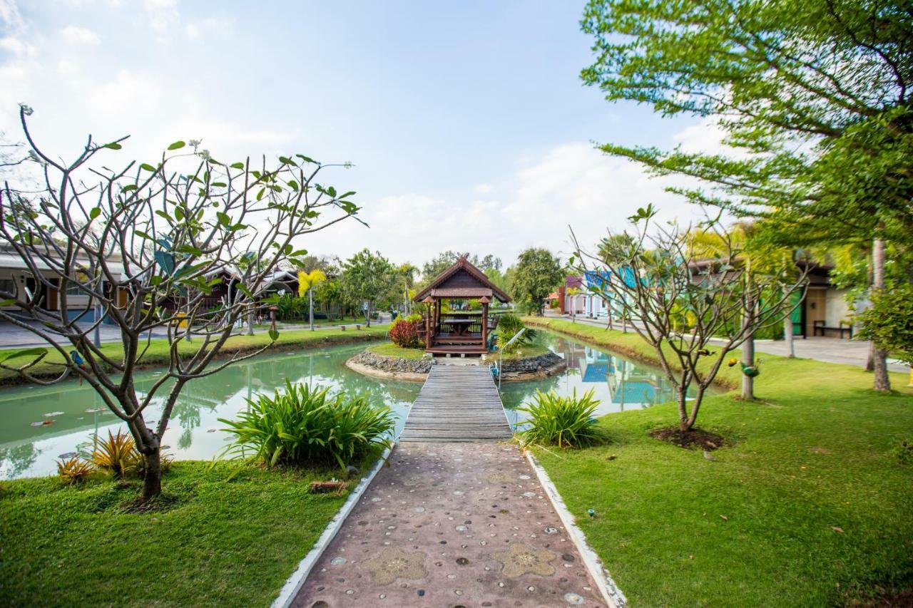 Jintana Resort Buriram Exterior photo